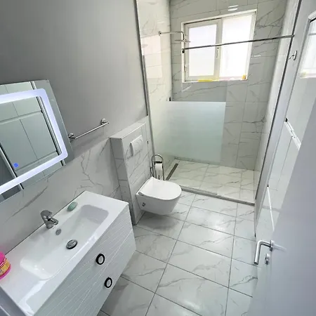 Apartment Piazza Center 2 *